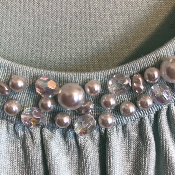 August Silk pale green sweater. Size Large. - Picture 2 of 6